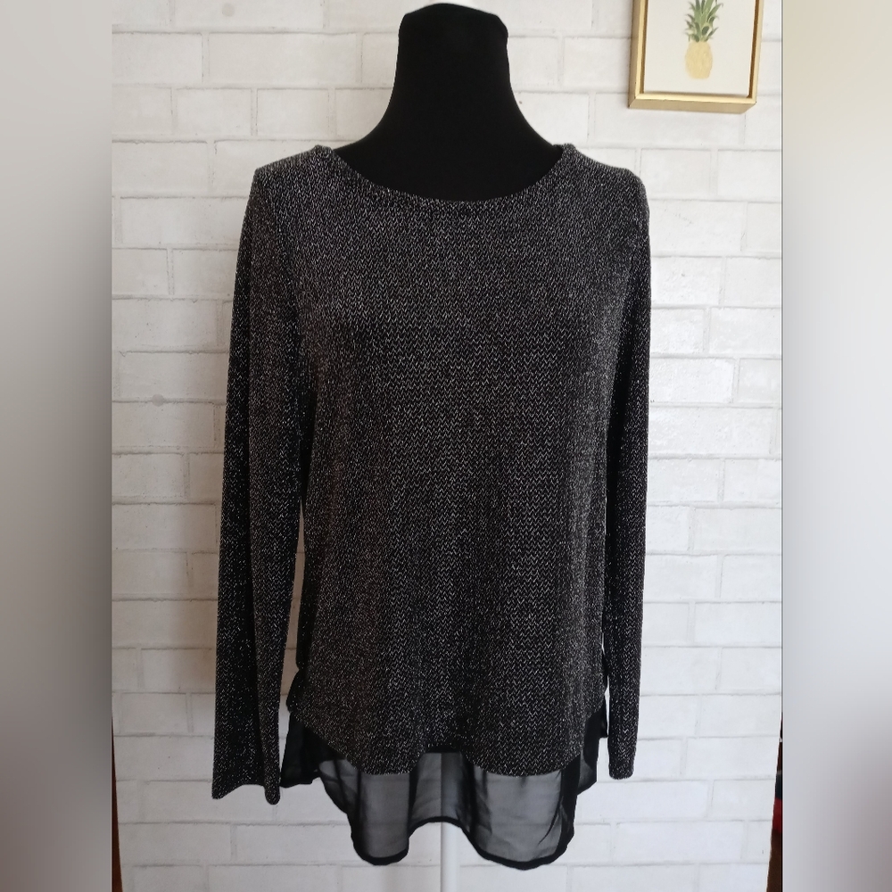 Top INC International Concepts Women  Size M black  Blouse Long Sleeves Shirt.